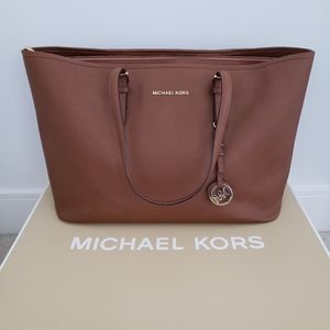 Michael Kors Medium Top-Zip Tote Bag